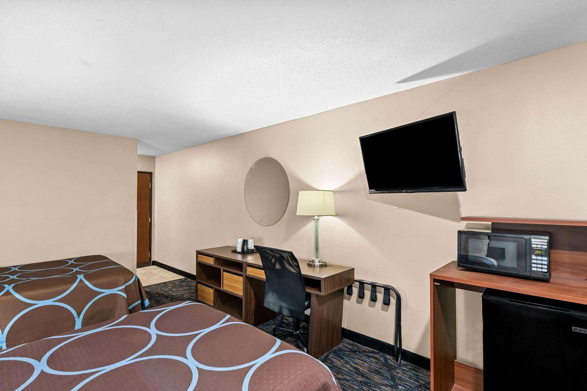 ซูเปอร์ 8 บาย วินด์แฮม เคาน์ซิลบลัฟส์ ไอโอวา โอมาฮา เนแบรสกา แอเรีย Motel เคาน์เซิลบลัฟส์ ภายนอก รูปภาพ
